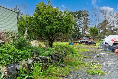 Photo of property in 14 Woodland Road, Maungaturoto, 0588