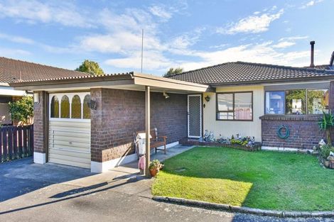 Photo of property in 9 Brynbela Court, Papakura, 2110