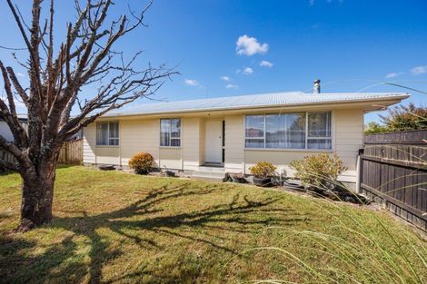 Photo of property in 80 Benmore Avenue, Cloverlea, Palmerston North, 4412