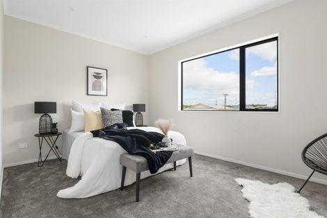 Photo of property in 137u2 Avalon Drive, Nawton, Hamilton, 3200