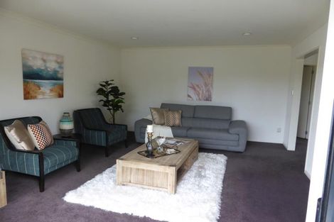 Photo of property in 45 Ridge View Crescent, Pukekohe, 2120