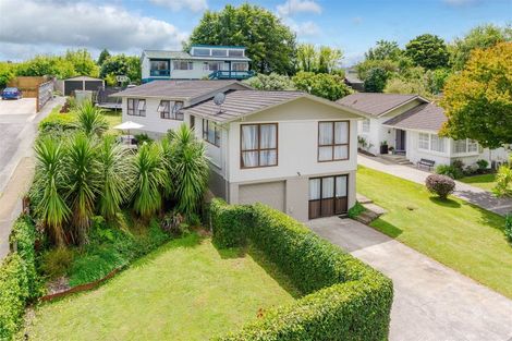 Photo of property in 54 Morrow Avenue, St Andrews, Hamilton, 3200