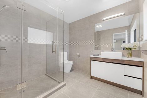 Photo of property in 26 Hikuawa Road, Flat Bush, Auckland, 2019