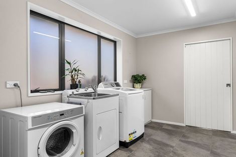 Photo of property in 97 West Ridge Road, Maunu, Whangarei, 0110