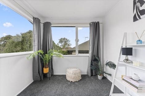 Photo of property in 21 Mcquarrie Avenue, Wattle Downs, Auckland, 2103
