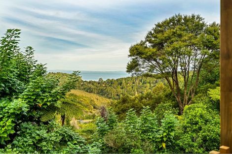 Photo of property in 73 Minnehaha Avenue, Titirangi, Auckland, 0604