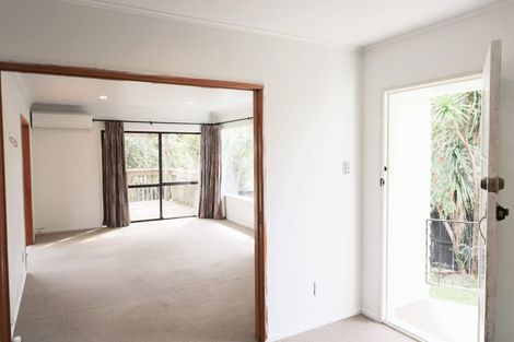 Photo of property in 54 Hilling Street, Titirangi, Auckland, 0604
