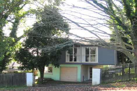 Photo of property in 47 School Road, Te Atatu South, Auckland, 0610