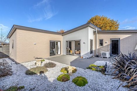 Photo of property in 11 Glenbarr Lane, Broomfield, Christchurch, 8042