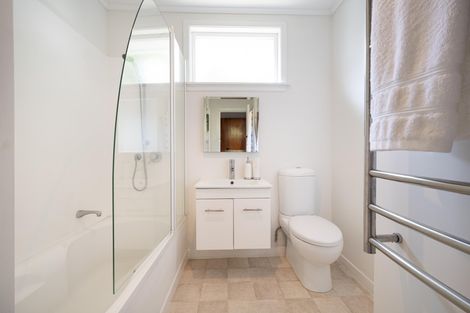 Photo of property in 82 Rosier Road, Glen Eden, Auckland, 0602