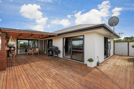 Photo of property in 94 James Line, Kelvin Grove, Palmerston North, 4414