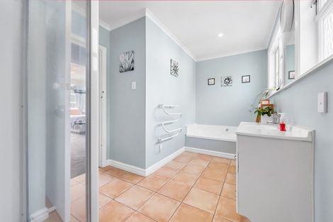 Photo of property in 34 Dyer Street, Epuni, Lower Hutt, 5011