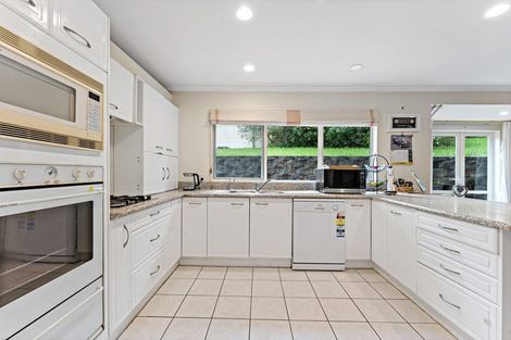 Photo of property in 25 Bronte Place, Somerville, Auckland, 2014