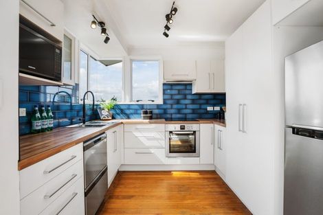 Photo of property in 57 Ogle Crescent, Te Kamo, Whangarei, 0112