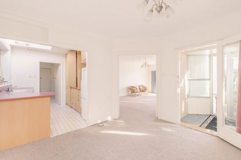 Photo of property in 7b Karitane Drive, Cashmere, Christchurch, 8022