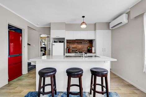 Photo of property in 67 Barrett Street, Westown, New Plymouth, 4310
