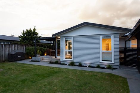 Photo of property in 22 Te Anau Place, Glenview, Hamilton, 3206