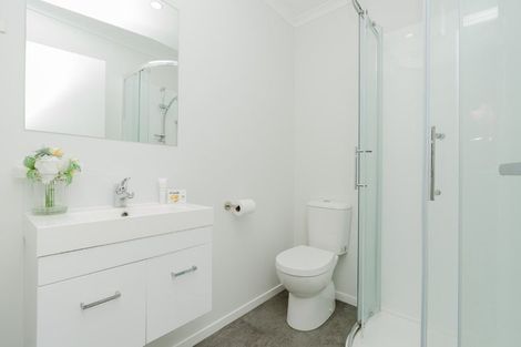 Photo of property in 16/10 Burrows Place, Frankton, Hamilton, 3204