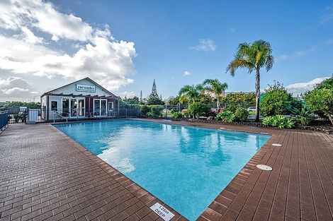 Photo of property in 6/9 Waihi Way, East Tamaki, Auckland, 2013