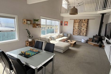 Photo of property in 60 Tukapa Street, Westown, New Plymouth, 4310