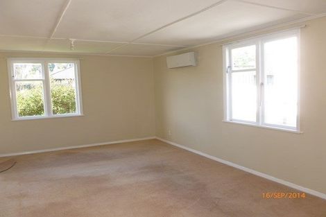 Photo of property in 12f1 Beauchamp Street, Tawa, Wellington, 5028