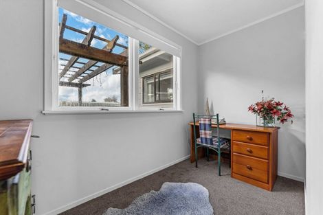 Photo of property in 84 Millbrook Road, Henderson, Auckland, 0612
