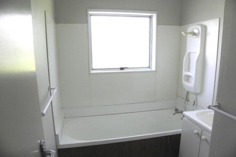 Photo of property in 53 Strathmore Avenue, Levin, 5510