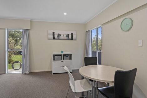 Photo of property in 5a Julia Place, Tawa, Wellington, 5028