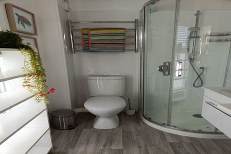 Photo of property in 8/93 Vauxhall Road, Devonport, Auckland, 0624