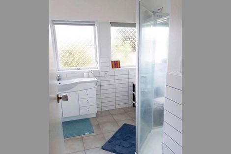 Photo of property in 10 Terrylyn Drive, Hillcrest, Auckland, 0627