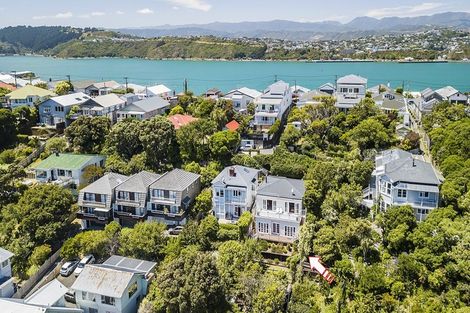 Photo of property in 70 Overtoun Terrace, Hataitai, Wellington, 6021