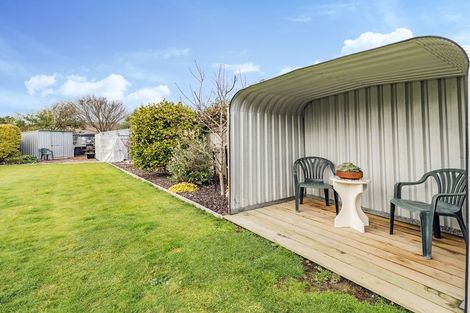 Photo of property in 6 Oldham Place, Darfield, 7510