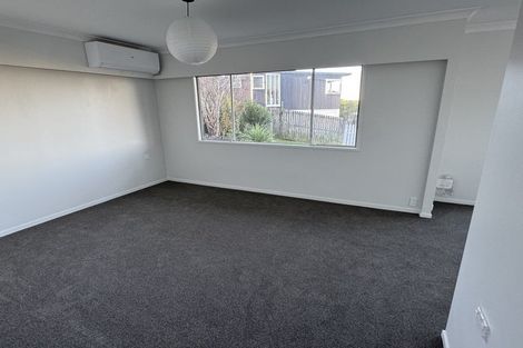 Photo of property in 2/57 Coronation Road, Hillcrest, Auckland, 0627