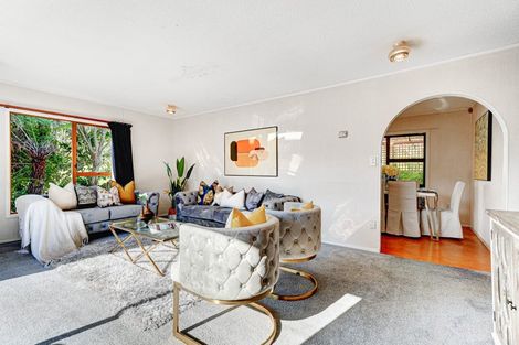 Photo of property in 18 Wisteria Way, Mairangi Bay, Auckland, 0630