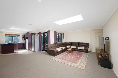 Photo of property in 42 San Marino Drive West, Henderson, Auckland, 0612