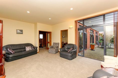 Photo of property in 96g Branch Road, Highlands Park, New Plymouth, 4312