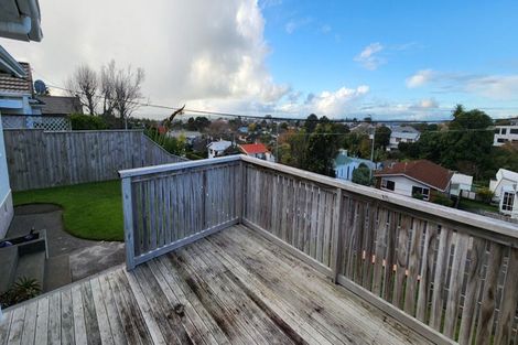 Photo of property in 90 Mangorei Road, Strandon, New Plymouth, 4312