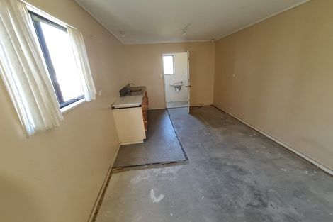 Photo of property in 32 Luff Place, Westport, 7825