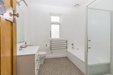 Photo of property in 343 Karori Road, Karori, Wellington, 6012