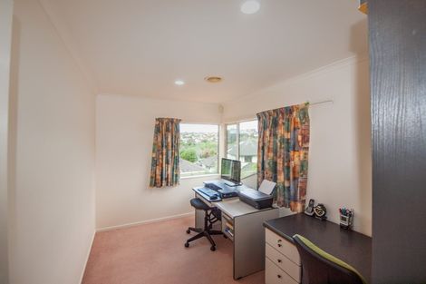 Photo of property in 3 Waverton Terrace, Churton Park, Wellington, 6037