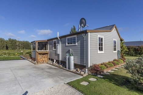 Photo of property in 3/3 Ashworths Road, Amberley, 7481