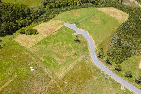 Photo of property in 674 Millbrook Road, Waipu, 0582