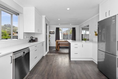 Photo of property in 37 O'dowd Road, Taradale, Napier, 4112