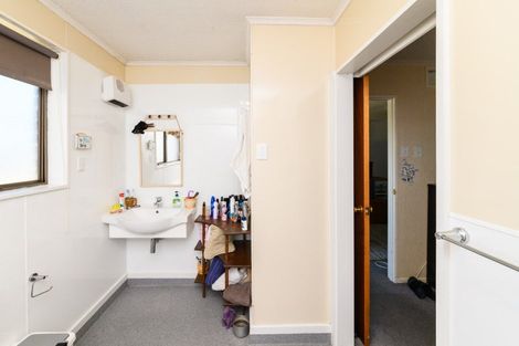 Photo of property in 97 Tremaine Avenue, Westbrook, Palmerston North, 4412