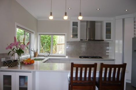 Photo of property in 6 Derbyshire Place, Dinsdale, Hamilton, 3204
