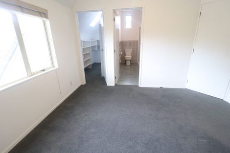 Photo of property in 8 Bushlands Park Drive, Albany, Auckland, 0632