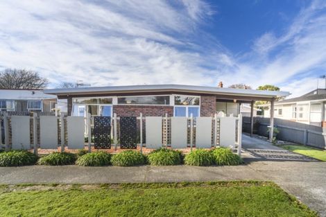 Photo of property in 65 Skerman Street, Marton, 4710