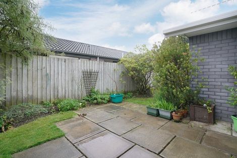 Photo of property in 2/19 Colchester Place, Templeton, Christchurch, 8042