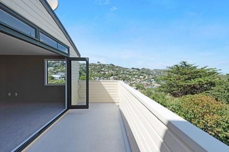 Photo of property in 19a Tio Tio Road, Miramar, Wellington, 6022