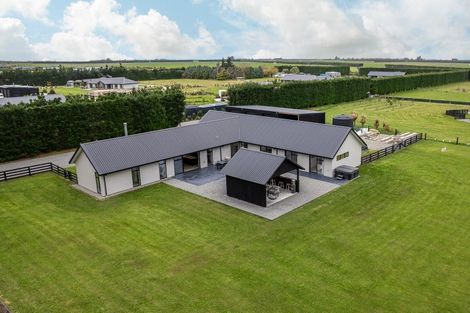 Photo of property in 14 Walford Way, Darfield, 7571